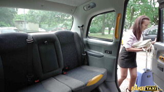 Fake Taxi  - Méretes cickós fiatal nőci megkúrva