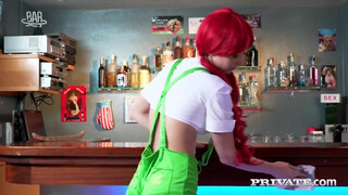 Private.com - Molly O'Quinn kettő pélót kap