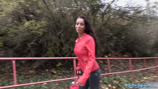 Public Agent - Méretes mellű milf és pornó ügynök