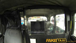FakeTaxi - Tiffany Naylor a fiatal tini picsa