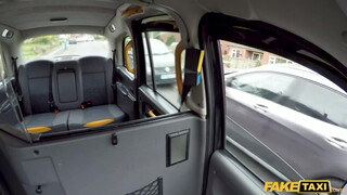 Fake Taxi - Lina Luxa a magas francia tini kisasszony