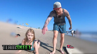 TeamSkeet - a strandon felszedett bige durván megtéve