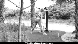 TheRealWorkout - Fitnesz vlogger és a méretes cerka esete