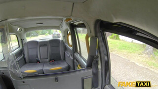 Fake Taxi - Kira Noir a gyönyörű barna pina