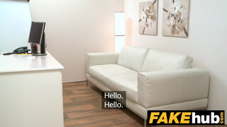 Fake Agent - hatalmas cickós ázsiai kisasszony