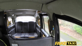 Fake Taxi - Julia de Lucia a dögös latin diáklány