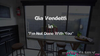 Gia Vendetti a gyönyörű hosszú combú brazil