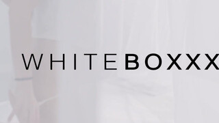 WhiteBoxxx - Nicole Pearl a cuki orosz picsa