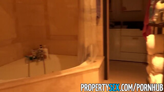 PropertySex - gyönyörű fekete ingatlanos és a vásárló