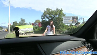 PublicAgent - Vanessa a fullos stoppos nőci