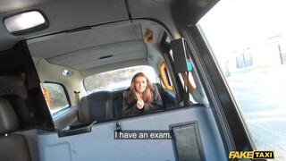 Fake Taxi - 18 éves spiné popsiba dugva