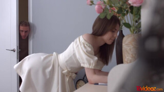18videoz - Alice Xo az isteni fekete hajú modell lány