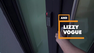 POV - Három fiatal nőci megosztja a dákót