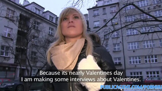PublicAgent - Lakótelepi kiscsaj megdöngetve