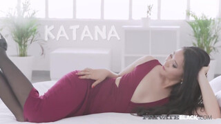 Private Interracial - Katana a japán szexy spiné