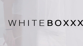 WhiteBoxxx - Nicole Pearl a felizgult orosz picsa