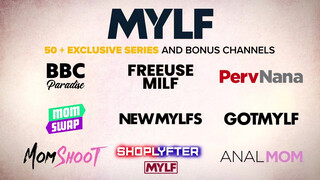 Mylf - Tini kiscsaj és a leszbikus milf