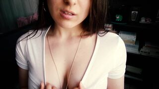 Tini amatőr barna hajú hatalmas didkós nőci asmr relax dugása